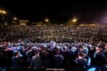 Main image for טויזענטער בני הישיבות פון ארצינו הקדושה האבו זיך נעכטן נאכט צוזאמען גענומען און בית שמש פאר א גראנדיעזן מעמד אין שפיץ פון די גדולי הדור.