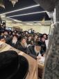 כ"ק אדמו"ר מסאטמאר שליט"א ביים ארויף גיין צום ציון ביומא דהילולא קדישא פון הרה"ק מסאטמאר זי"ע.