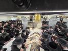 כ"ק אדמו"ר מסאטמאר שליט"א ביים ארויף גיין צום ציון ביומא דהילולא קדישא פון הרה"ק מסאטמאר זי"ע.
