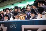 Main image for כ"ק אדמו"ר מסאטמאר שליט"א אדרעסירט די העצערייען קעגן דעם ניו יארקער מעיאר.