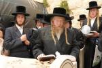 יארצייט פון בעל תפארת אהרן שומרי אמונים זצ"ל ביי כ"ק אדמו"ר משומרי אמונים שליט"א.