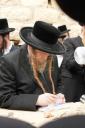 יארצייט פון בעל תפארת אהרן שומרי אמונים זצ"ל ביי כ"ק אדמו"ר משומרי אמונים שליט"א.
