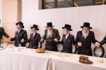 Main image for שמחת הבר מצוה  פון די צווילינג ביי ר' יואל גוראלניק א מקורב ביי בית אדמורי סקולען.