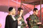 א הערליכע שפיל פארגעקומען אין ארץ ישראל לכבוד בין הזמנים מיט די באטייליגונג פון בארימטע אקטיארן מיטן נאמען 'שילדיג'.