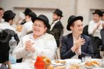 א הערליכע מעמד פארגעקומען אין מאסקאווע לרגל די סיום פונעם שנת הלימודים אין ישיבה לצעירים,