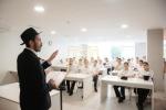 א הערליכע מעמד פארגעקומען אין מאסקאווע לרגל די סיום פונעם שנת הלימודים אין ישיבה לצעירים,