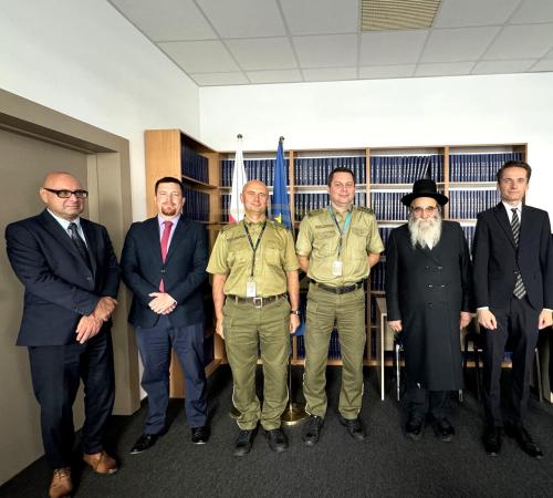 היסטארישע צוגרייטונגען ביים פוילישן גרעניץ לקראת ד