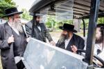 פולע בילדער גאלעריע פון די באזוך אין די סאטמארער אינגעל קעמפ און מעמד הנחת אבן הפינה פארן בנין שפע יואל דורך כ"ק אדמו"ר מסאטמאר שליט"א.