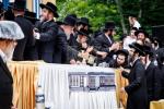 פולע בילדער גאלעריע פון די באזוך אין די סאטמארער אינגעל קעמפ און מעמד הנחת אבן הפינה פארן בנין שפע יואל דורך כ"ק אדמו"ר מסאטמאר שליט"א.