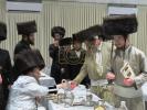 יארצייט אין ארץ ישראל פון כ"ק אדמו"ר מקרעטשניף סיגעט זצ"ל ביי כ"ק אדמו"ר מקרעטשניף סיגעט שליט"א פון וויליאמסבורג.