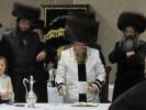 יארצייט אין ארץ ישראל פון כ"ק אדמו"ר מקרעטשניף סיגעט זצ"ל ביי כ"ק אדמו"ר מקרעטשניף סיגעט שליט"א פון וויליאמסבורג.