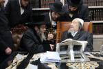 אדמו"רים און ראשי ישיבות ביי הרה"ק רבי יעקב מאיר שעכטער שליט"א לקראת די ימים נוראים