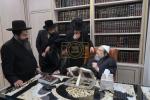 אדמו"רים און ראשי ישיבות ביי הרה"ק רבי יעקב מאיר שעכטער שליט"א לקראת די ימים נוראים