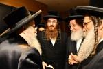 כ"ק אדמו"ר מצאנז קלויזענבורג שליט"א אויף א קורצע באזוך אין ארה"ק.