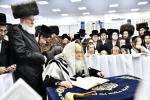 כ"ק אדמו"ר מצאנז קלויזענבורג שליט"א אויף א קורצע באזוך אין ארה"ק.