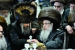כ"ק אדמו"ר מצאנז קלויזענבורג שליט"א אויף א קורצע באזוך אין ארה"ק.