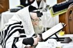 כ"ק אדמו"ר מצאנז קלויזענבורג שליט"א אויף א קורצע באזוך אין ארה"ק.