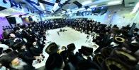 כ"ק אדמו"ר מצאנז קלויזענבורג שליט"א אויף א קורצע באזוך אין ארה"ק.