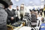 כ"ק אדמו"ר מצאנז קלויזענבורג שליט"א אויף א קורצע באזוך אין ארה"ק.