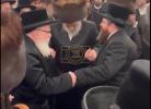 Main image for אדמורי"ם ורבנים ביים שמחת החתונה לנכד אבגדור אסטרייכער