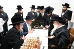 בילדער גאלעריע פון קבלת קהל ביי כ"ק אדמו"ר מצאנז שליט"א איבער גאנץ ארץ ישראל לרגל די ימי הרחמים והרצון.