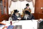 בילדער גאלעריע פון קבלת קהל ביי כ"ק אדמו"ר מצאנז שליט"א איבער גאנץ ארץ ישראל לרגל די ימי הרחמים והרצון.
