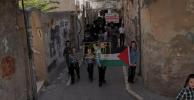 א בליק שפעקולירט אויב דאס איז די ריכטיגע מהלך.