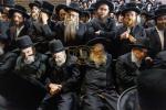 מסע הלוי' פון הגאון רבי צבי זאב בערגער זצ"ל מו"צ דק"ק צאנז קלויזענבורג אין בארא פארק.