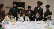 יומא דהילולא קמא: צענטראלע סעודת הילולא און סיום הש"ס בחצר הקודש קרעטשניף.