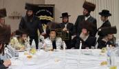 יומא דהילולא קמא: צענטראלע סעודת הילולא און סיום הש"ס בחצר הקודש קרעטשניף.