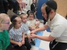 פרייליכע אקטיוויטעטן אין מחנה יחד קראסנא אינגל קעמפ