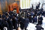 בילדער גאלעריע פונעם סעודת פרידה פאר כ"ק אדמו"ר מתולדות יהודה שליט"א אין ארץ ישראל פארן צירוקפארן קיין חוץ לארץ