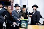 כ''ק אדמו"ר מבאבוב 45 שליט''א איז מחזק די עסקנים פון צדקת העיר קרית יואל