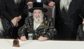 אויספירליכער נייעס אפדעיט: דער ציבור ווערט גערופן מתתפלל צו זיין פאר כ"ק אדמו"ר מוויזניץ שליט"א רבי ישראל בן לאה אסתר. לרפאת שלימה נאכן געזונט פארערגערונג דעם שבת 