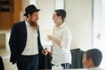 בילדער גאלעריע פון דעם פרישן ווינטער זמן וואס האט זיך נארוואס אנגעהויבן אין די הויפט ישיבה קטנה אין מאקאווע