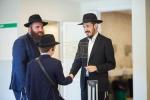 בילדער גאלעריע פון דעם פרישן ווינטער זמן וואס האט זיך נארוואס אנגעהויבן אין די הויפט ישיבה קטנה אין מאקאווע