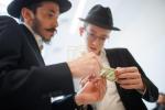 בילדער גאלעריע פון דעם פרישן ווינטער זמן וואס האט זיך נארוואס אנגעהויבן אין די הויפט ישיבה קטנה אין מאקאווע