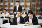 בילדער גאלעריע פון דעם פרישן ווינטער זמן וואס האט זיך נארוואס אנגעהויבן אין די הויפט ישיבה קטנה אין מאקאווע