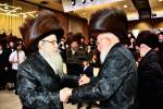 בילדער גאלעריע: כ"ק אדמו"ר מצאנז קלויזענבורג שליט"א אויף א קורצע באזוך אין ארה"ק צווייטער טייל