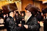 בילדער גאלעריע: כ"ק אדמו"ר מצאנז קלויזענבורג שליט"א אויף א קורצע באזוך אין ארה"ק צווייטער טייל