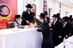 מעמד הכרת הטוב פאר די בחורי הישיבות וואס האבן אריינגעברענגט גרעסערע סכומים פאר קופת שקל הטהור ארום די טעג פון כ"ו אב פאר די גרויסע חלוקה וואס גייט פארקומען חודש תשרי.
