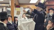 לענגערע ווידעא: תלמידי ישיבת מבוא התלמוד אין גלל ישראל'ס בית מדרש אין די קעטסקילס נעכטן