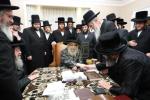 הנהלת כולל שומרי החומות ווערן ענטפאנגען ביי כ"ק אדמו"ר מסאטמאר שליט"א חבר נשיאות הכולל