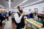  מאסיווער אויספארקויף אויף גאר טייערע מתנות אין "מחנה רב טוב - מחנה יהודה", אהערגעשטעלט דורך "חברה משניות - אוצר יהודה" און "חברת תהלים" דורך הר"ר מענדל ראזענבערג הי"ו ובניו ר' יואל ור' פישל הי"ו