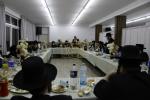 רירנדע מעמד "כינוס המצילים" פארגאנגענע וואך מיטוואך פרשת כי תצא למלחמה נעמט צונויף קרוב צו 60 געטרייע ארבייטער און עקסנים אינערהאלב די הצלה מגיוס אפיסעס שע"י קרן ויואל משה;&nbsp;מעמד הנהדר באשיינט בראשות הגה"צ אב"ד סאטמאר ירושלים שליט"א