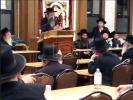 עצרת הספד ככלות השבעה פון כ"ק אדמו"ר מבית שמואל צבי ספינקא זצ"ל אין ביהמ"ד זכרון צבי ספינקא אין קרית יואל.