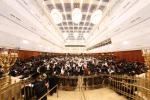 באזוך פונעם ראשון לציון, הרב יצחק יוסף שליט"א, ביי כ"ק אדמו"ר מבעלזא שליט"א.