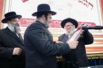 מעמד 'יובל העשרים' פאר מוסדות סאטמאר אין ירושלים.
