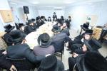 בילדער פונעם מעמד קביעת מזוזה ופתיחת שערי ת"ת באבוב - 45 בירושלים