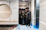 כ"ק אדמו"ר מסאטמאר שליט"א באזוכט אין שטאט לינדען, ניו זשערסי.  אינעם ראם פונעם באזוך האט זיך דער רבי באטייליגט ביי א מסיבת 'חומש סעודה', ווי אויך האט דער רבי באזוכט אינעם נייעם בית מדרש און מקוה 'היכל התורה'.
